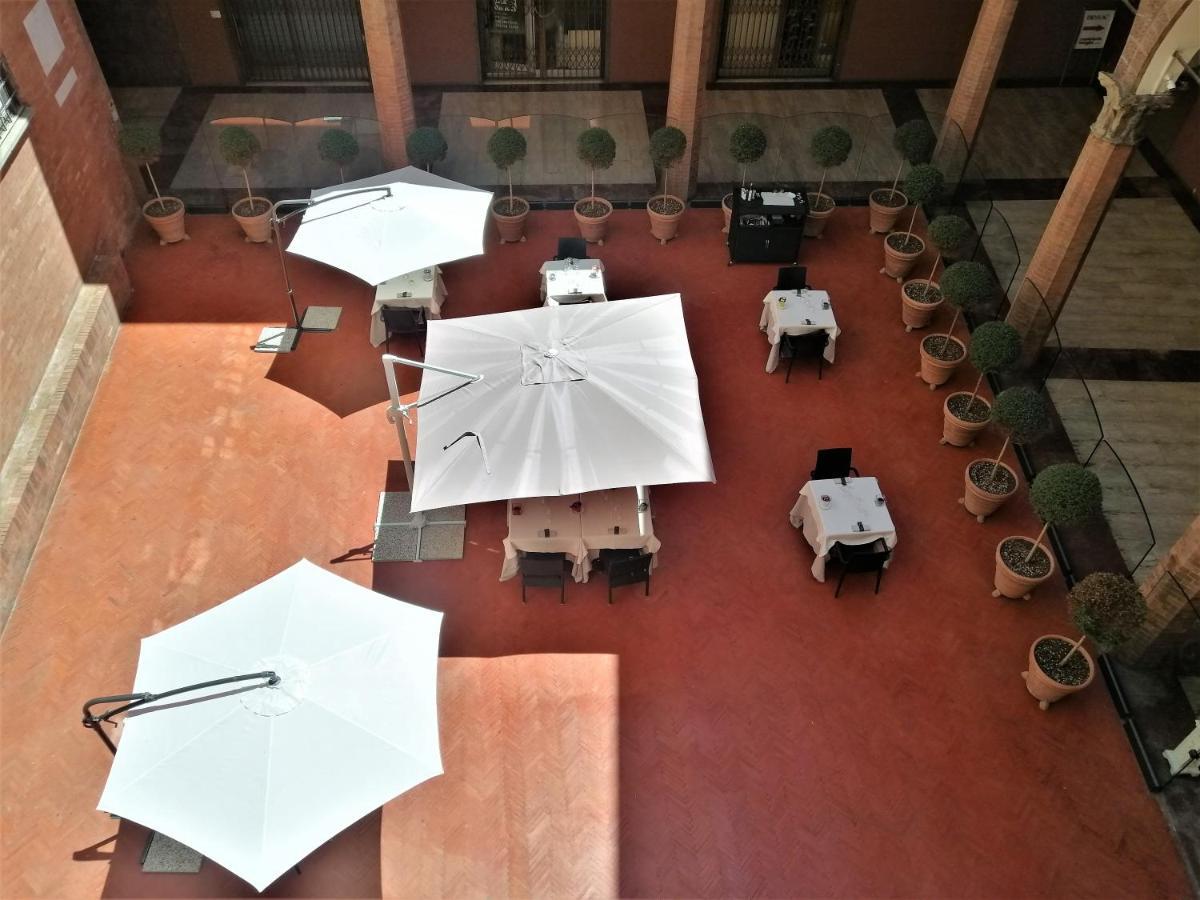 Galleria Del Toro Apartments Bologna Exterior photo